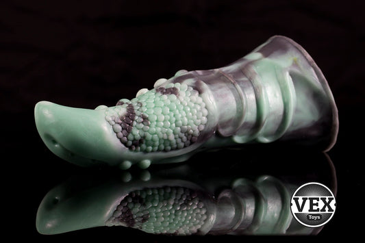 fantasy dildo sex toy reptile claw