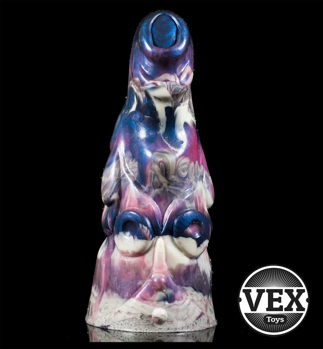 Large Dildo Knot Dildo Platinum Silicone Sex Toy | HOODED MAMMOTH